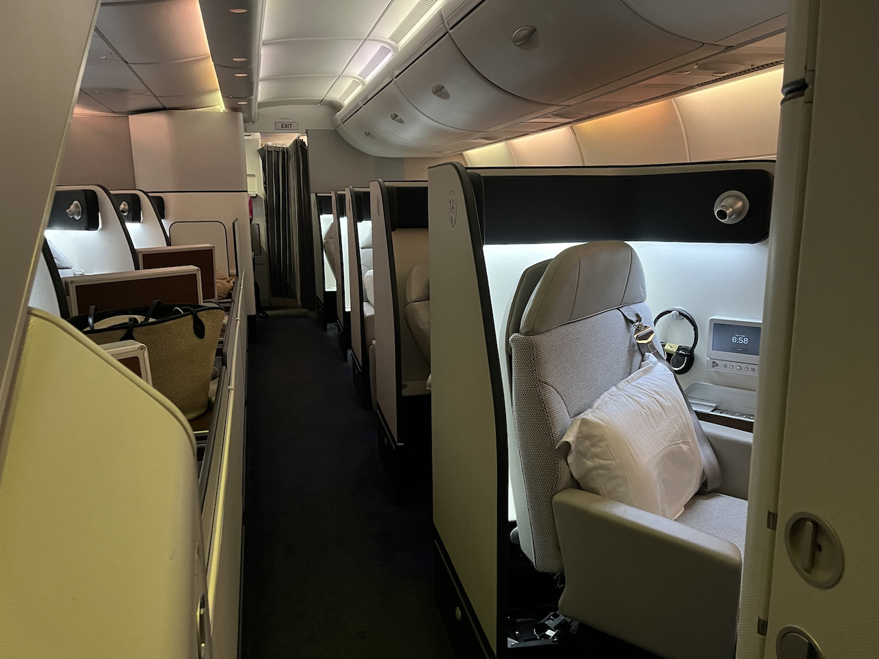 Review: Qantas First Class