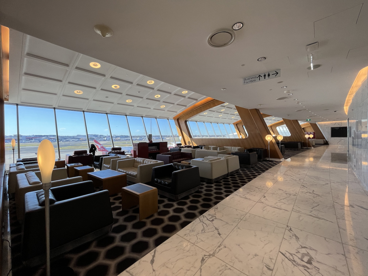 Review: Qantas First Class Lounge Sydney